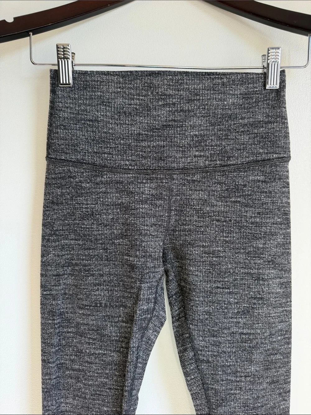 lululemon athletica euc no